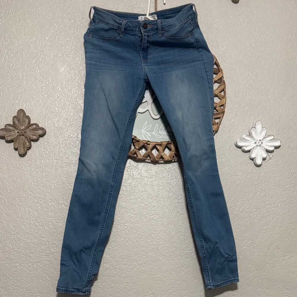 Hollister Women's Skinny Jeans in Blue